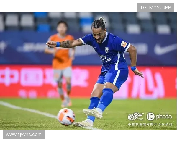 武汉足球队强势领跑选拔赛积分榜以93分稳居第一