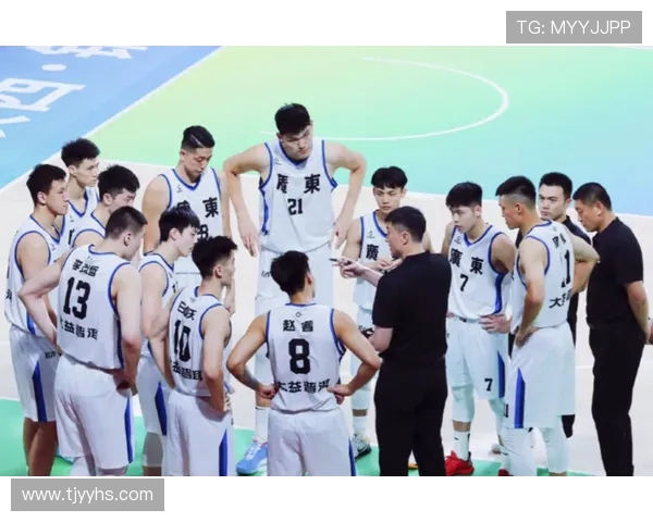 季后赛激战回顾太阳与小牛的巅峰对决与精彩瞬间分析